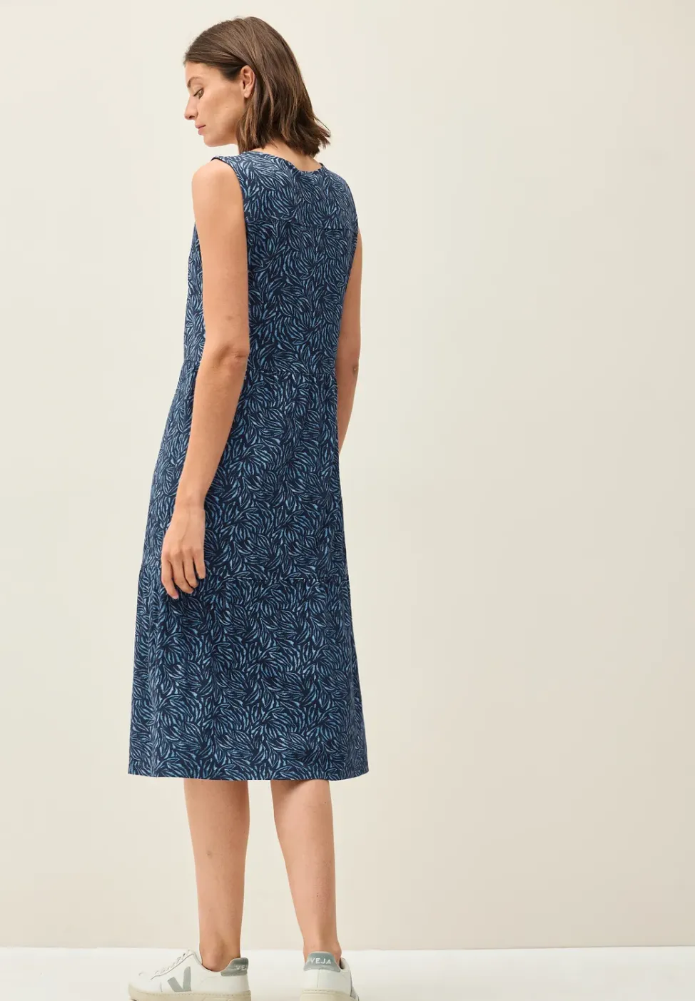 Minimal Print Jersey-Kleid