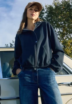 Moderner Blouson