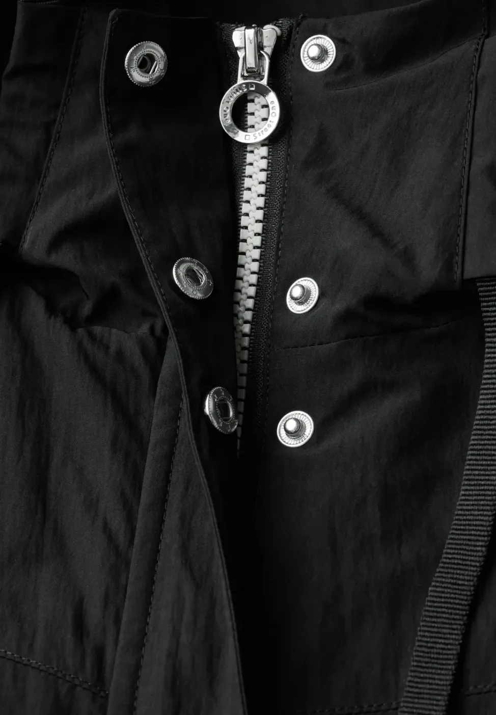 Moderner Windbreaker