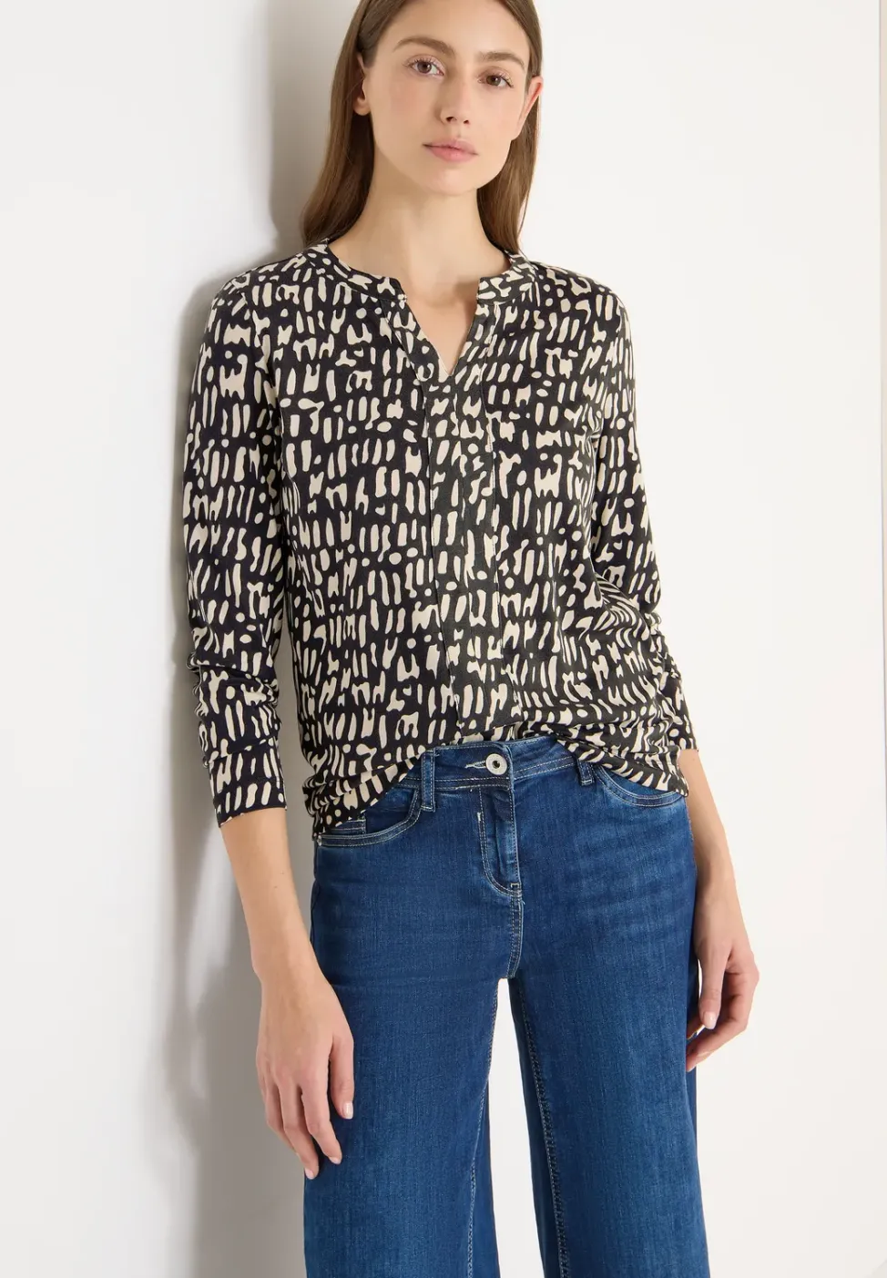 Print-Shirt im Tunika-Look