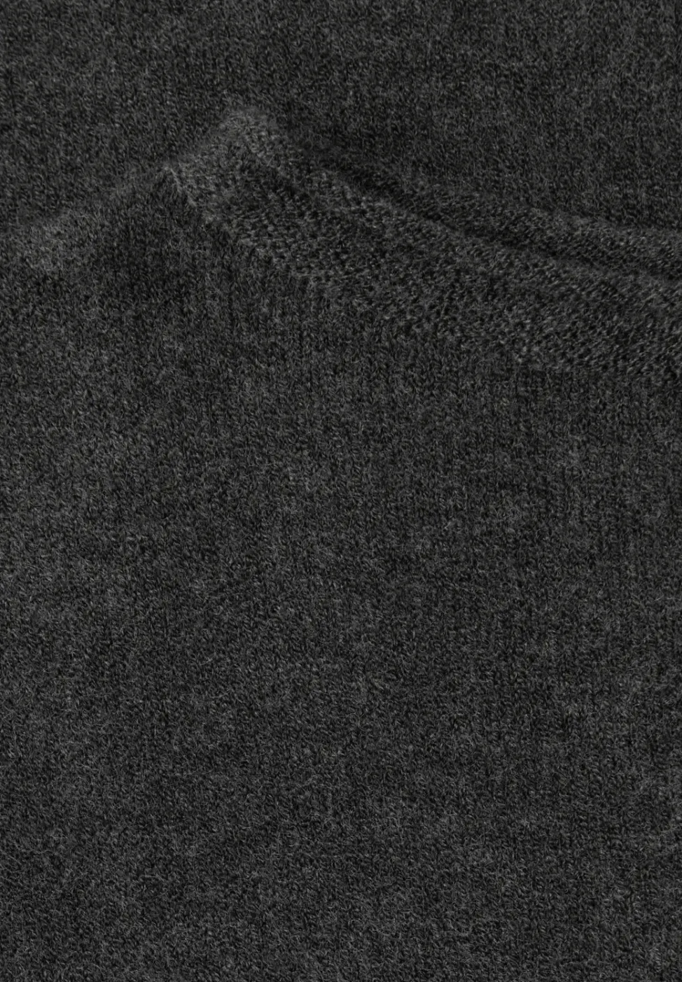 Pullover mit gerolltem Saum