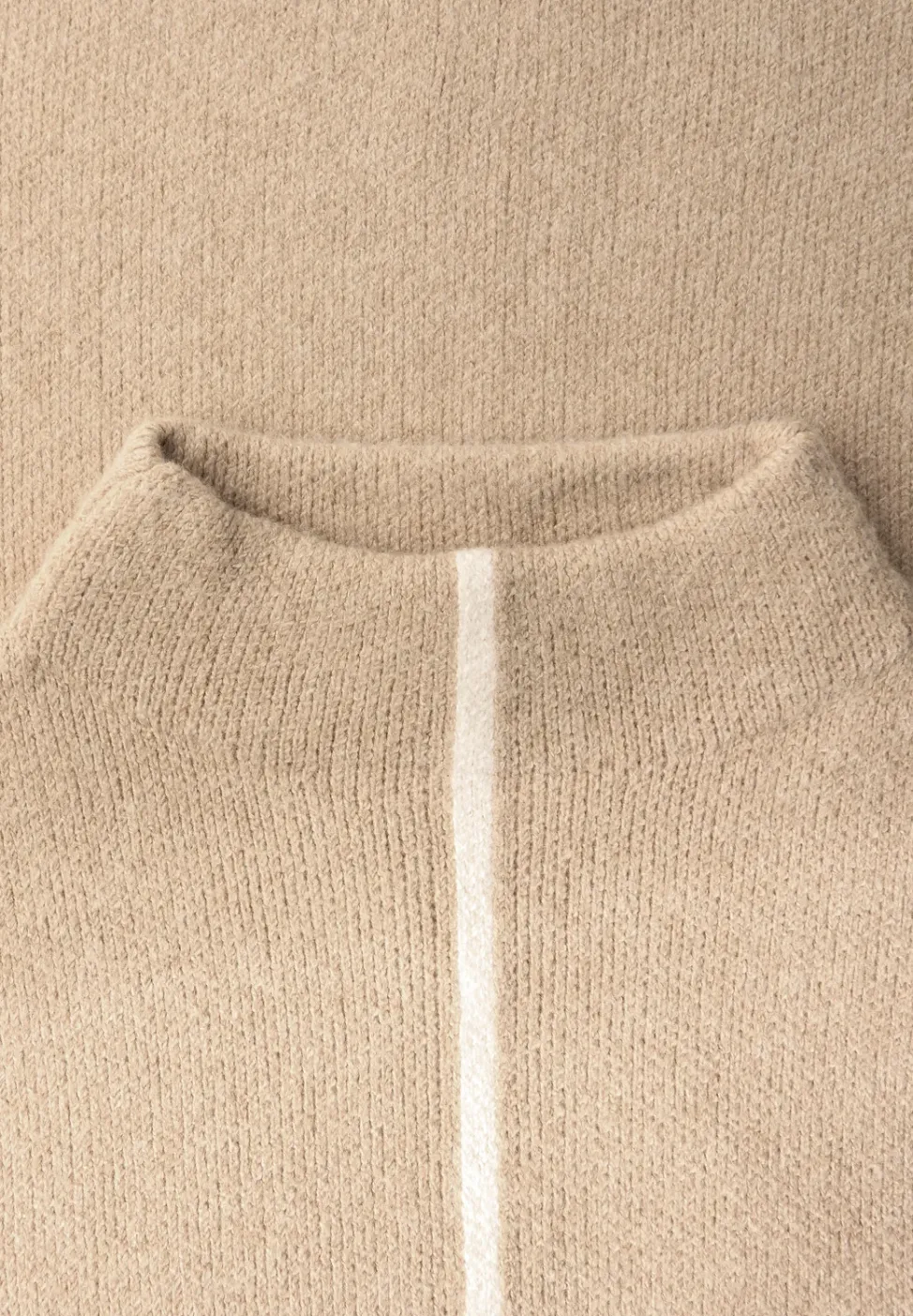 Pullover mit Kontrastdetails