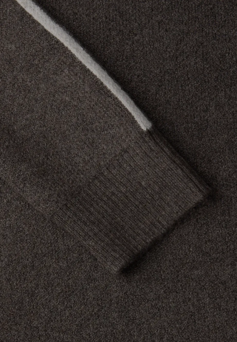 Pullover mit Tape-Details