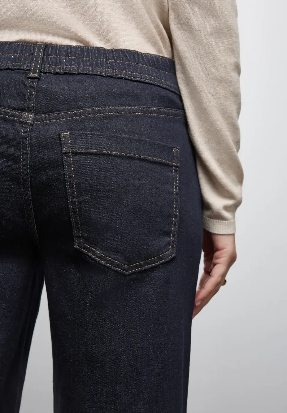 Rinsed Straight Leg Jeans