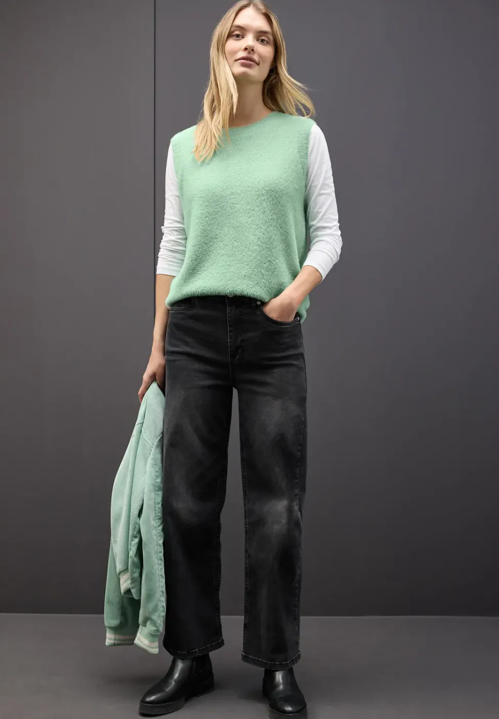 Ärmelloser Pullover