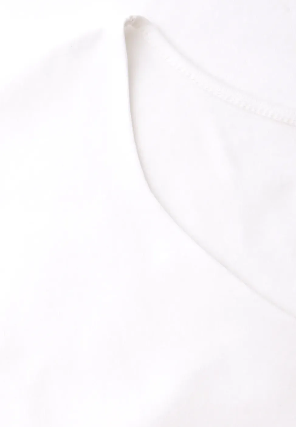 Ärmelloses Shirt mit Diamantausschnitt