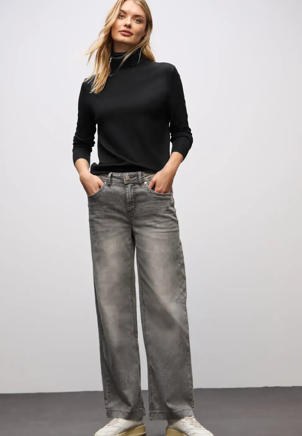 Rollkragenpullover