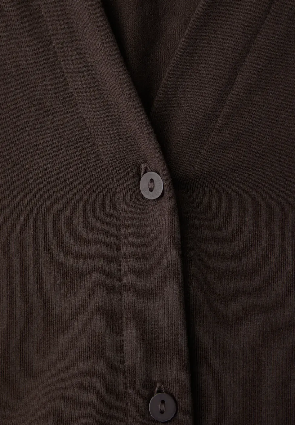 Shirt mit College-Details