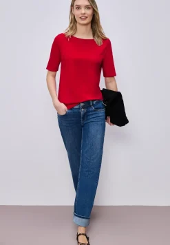 Shirt mit U-Boot-Ausschnitt