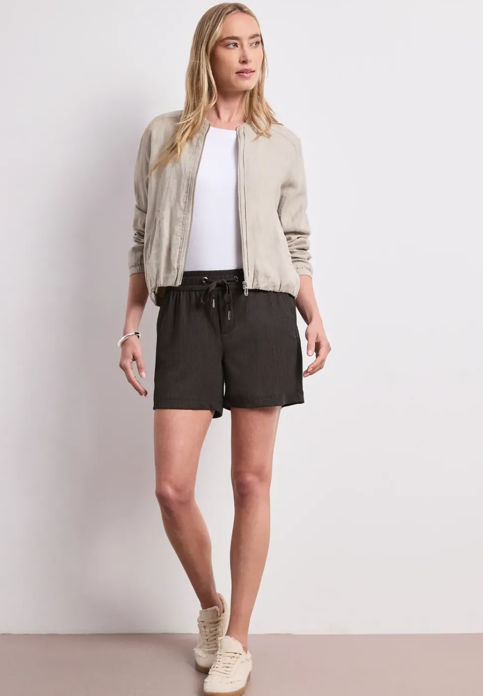 Shorts mit Struktur im Loose Fit