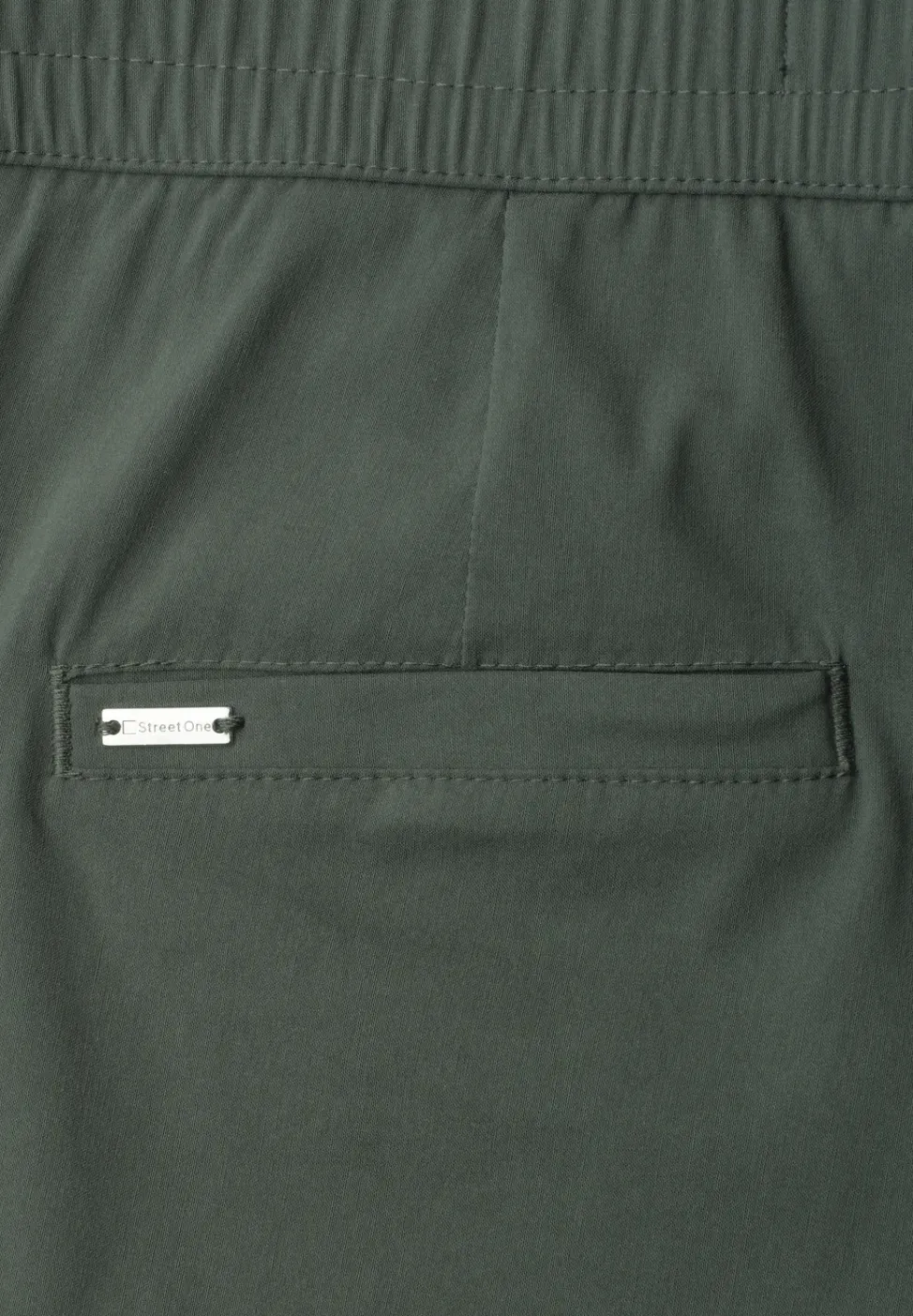 Slim Leg Chino mit Elastikbund