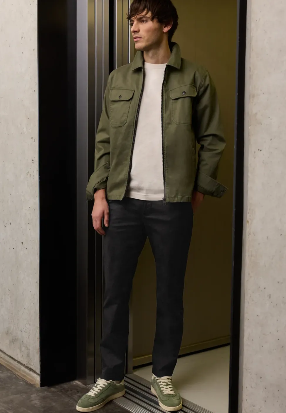 Slim Leg Chino mit Stretchbund