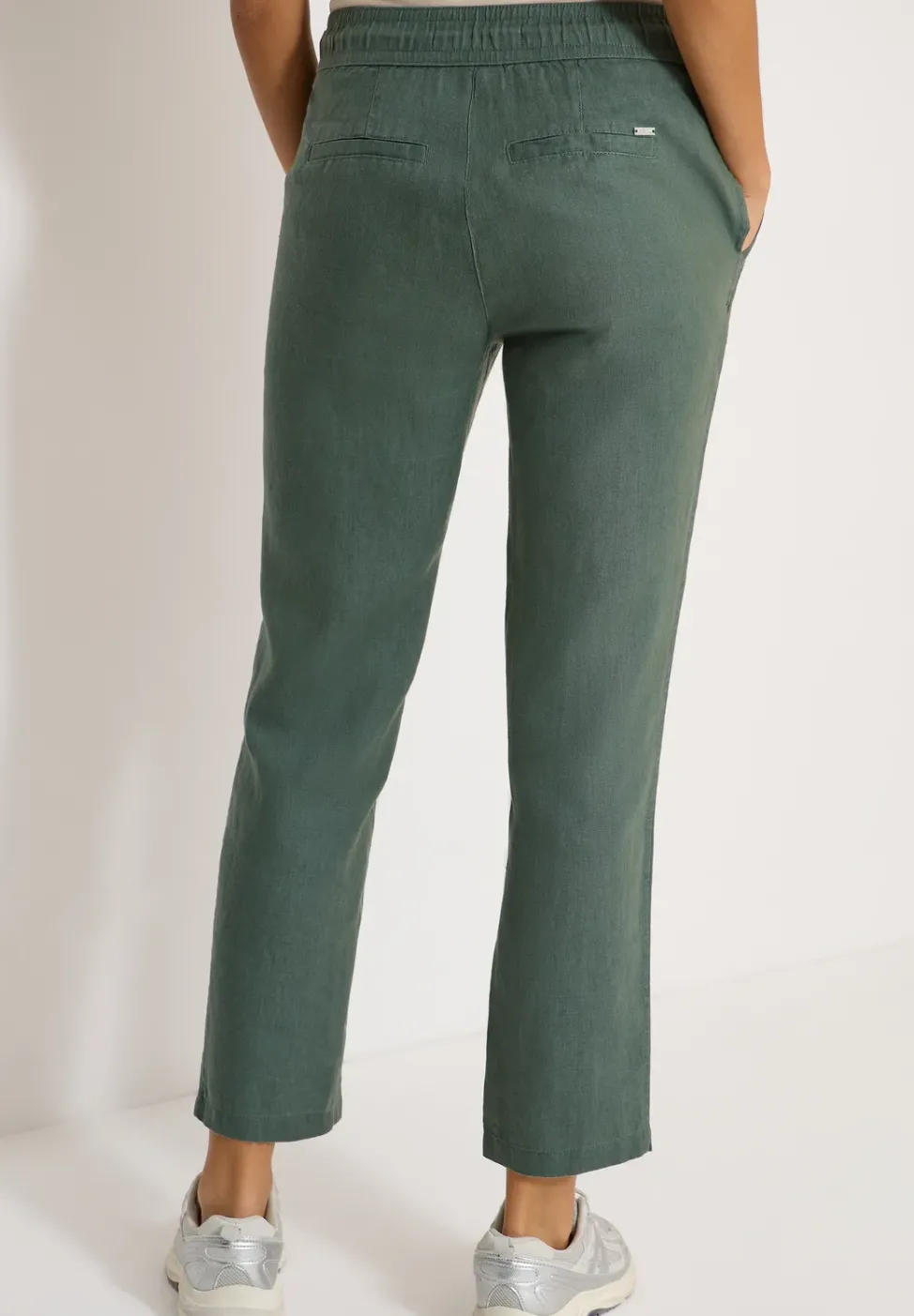Slim Leg Hose aus Leinen im Casual Fit