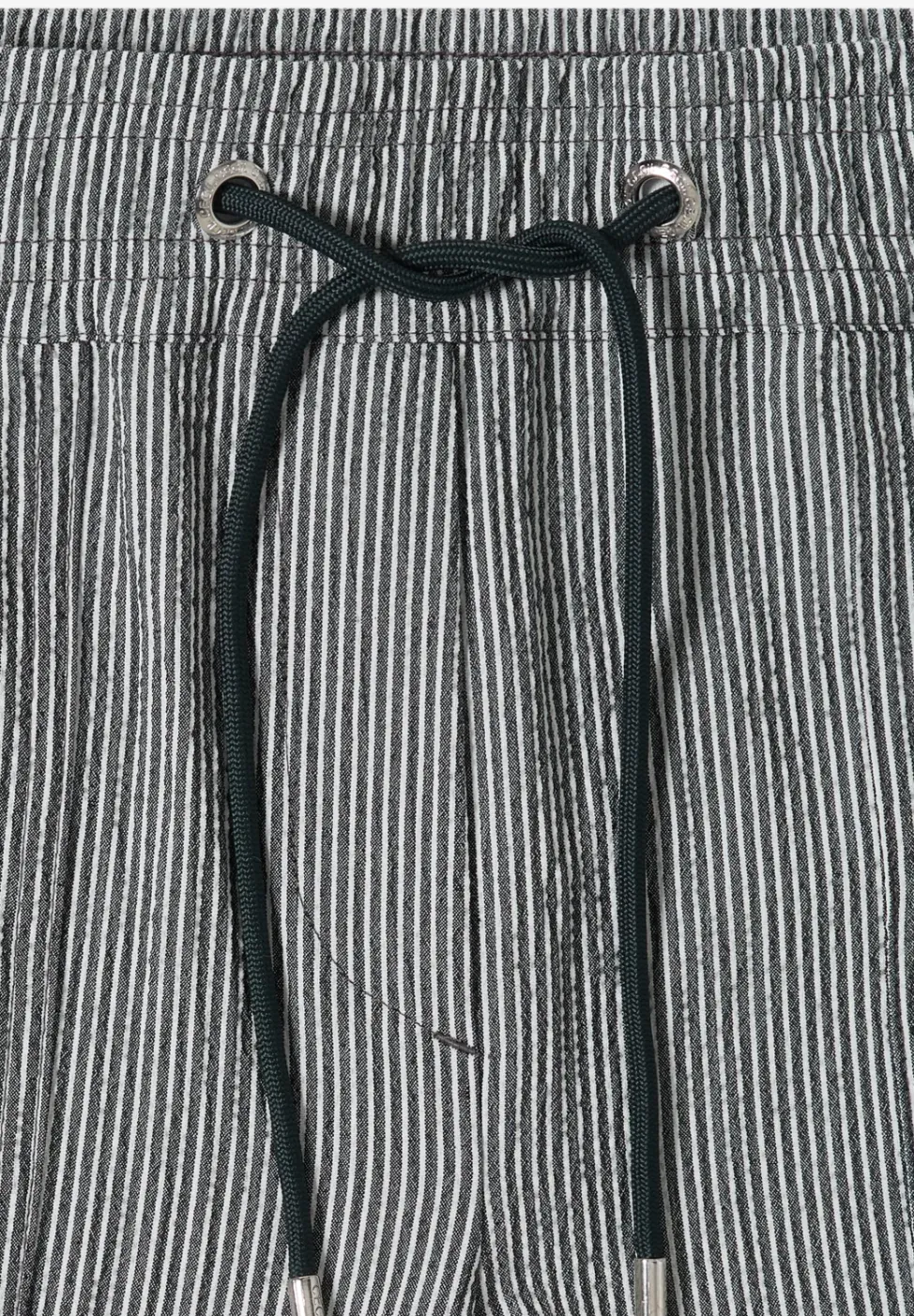 Slim Leg Hose in Seersucker Qualität