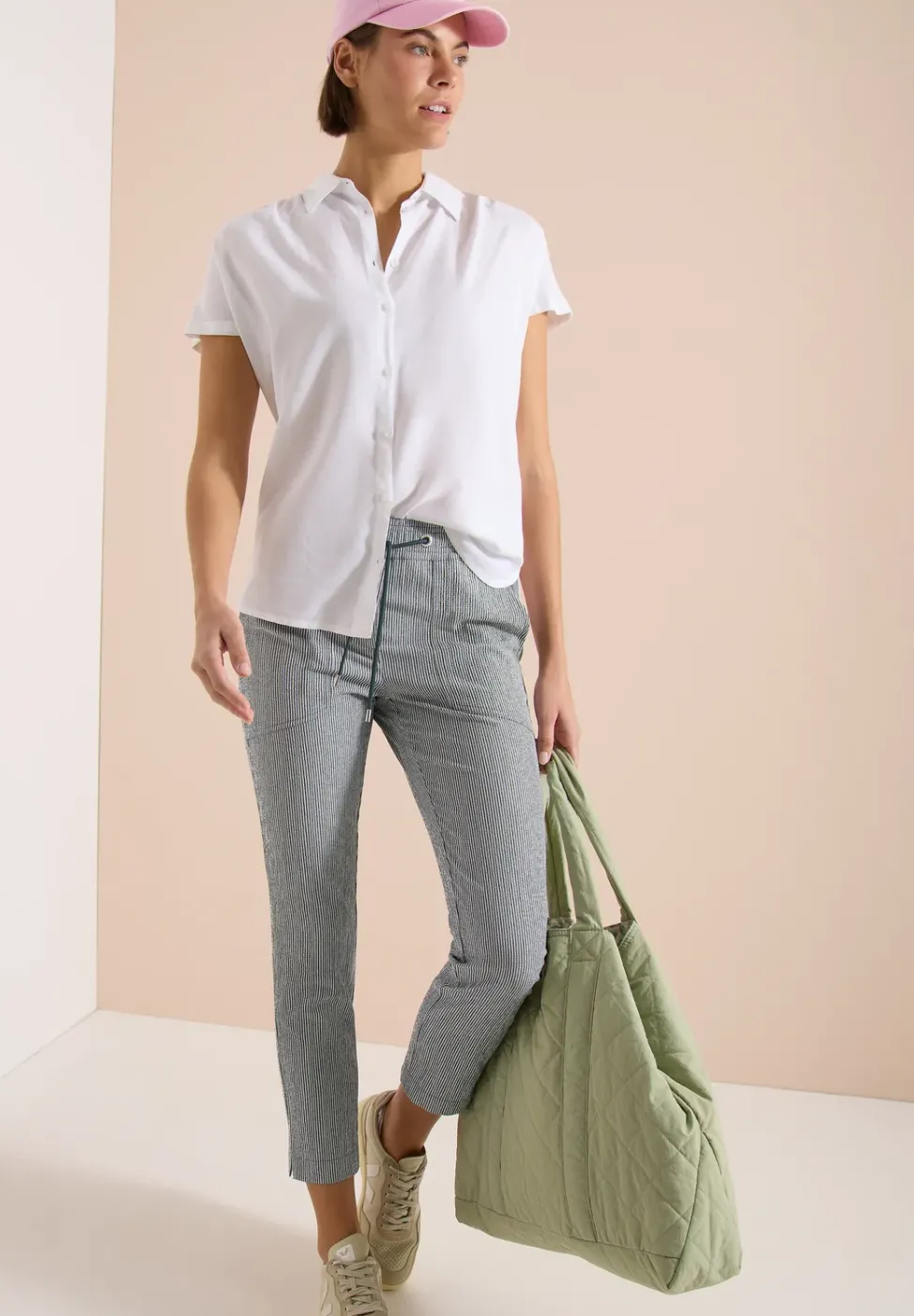 Slim Leg Hose in Seersucker Qualität
