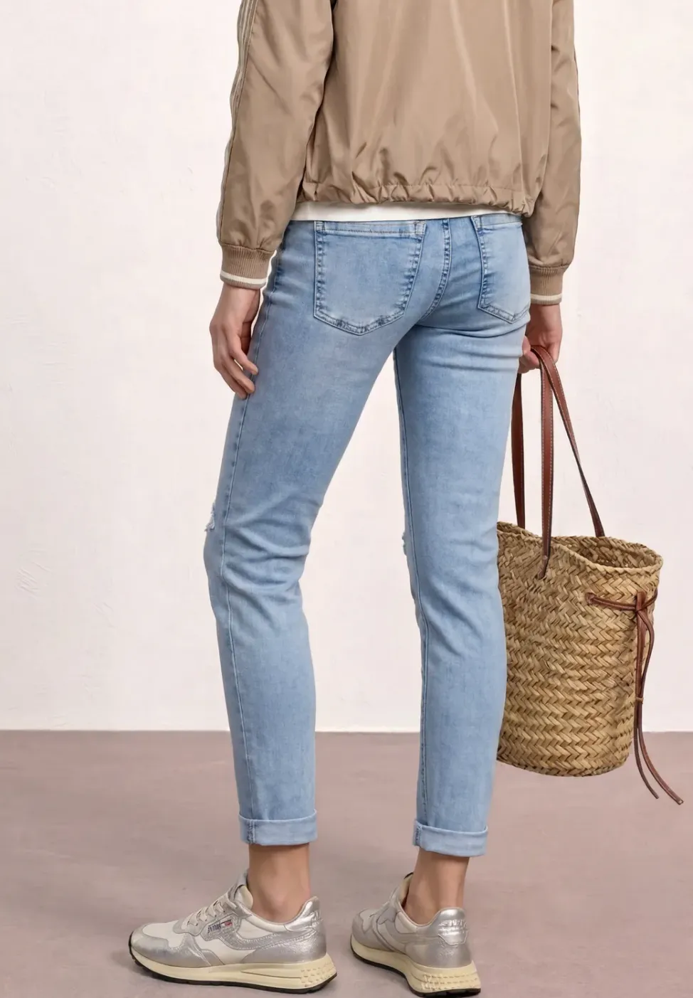 Slim Leg Jeans mit Destroyed-Details