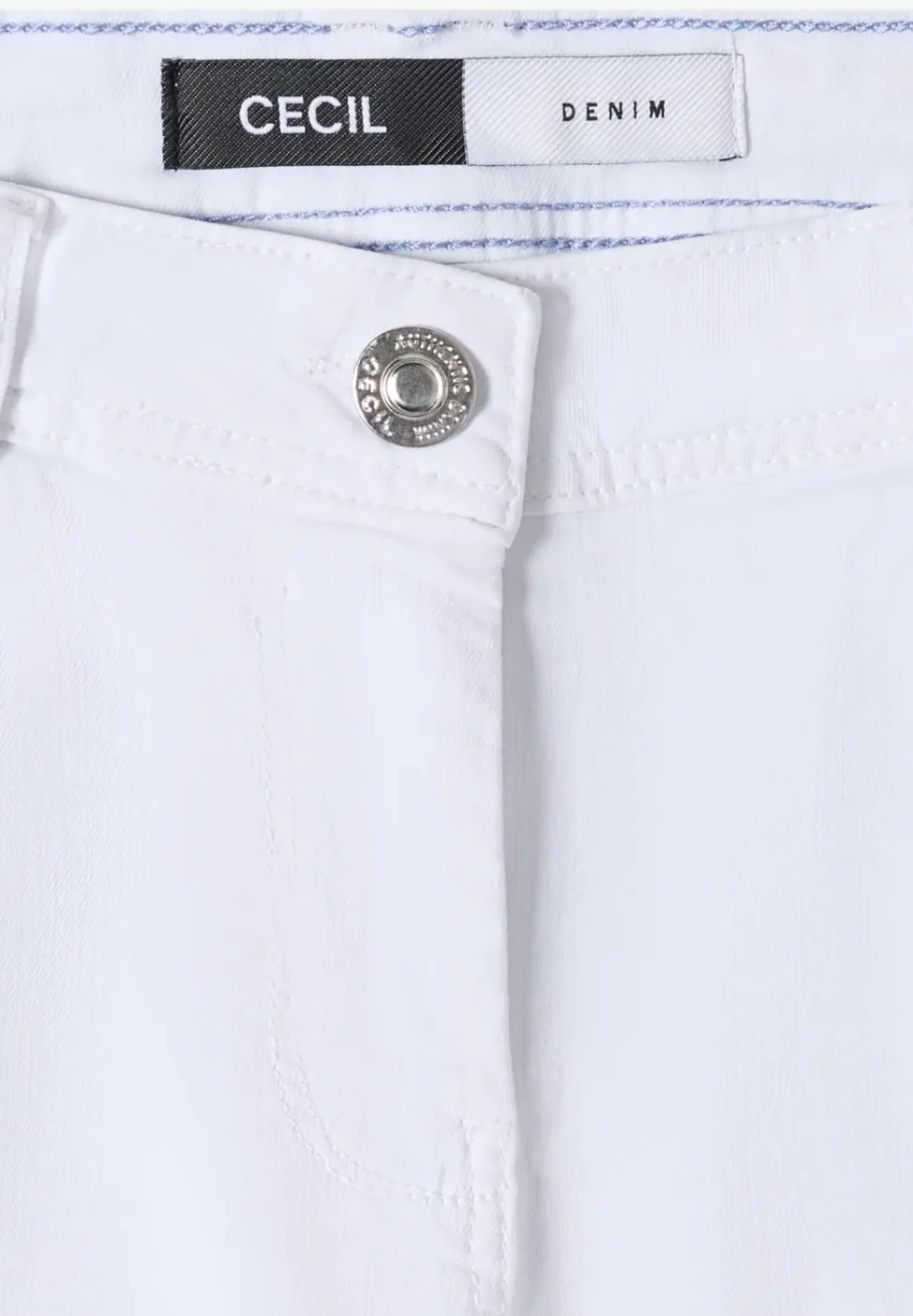 Slim Leg Jeansshorts im Casual Fit