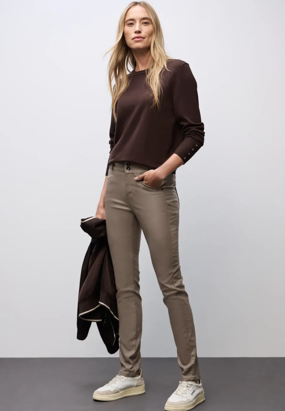 Slim Fit Coated Hose