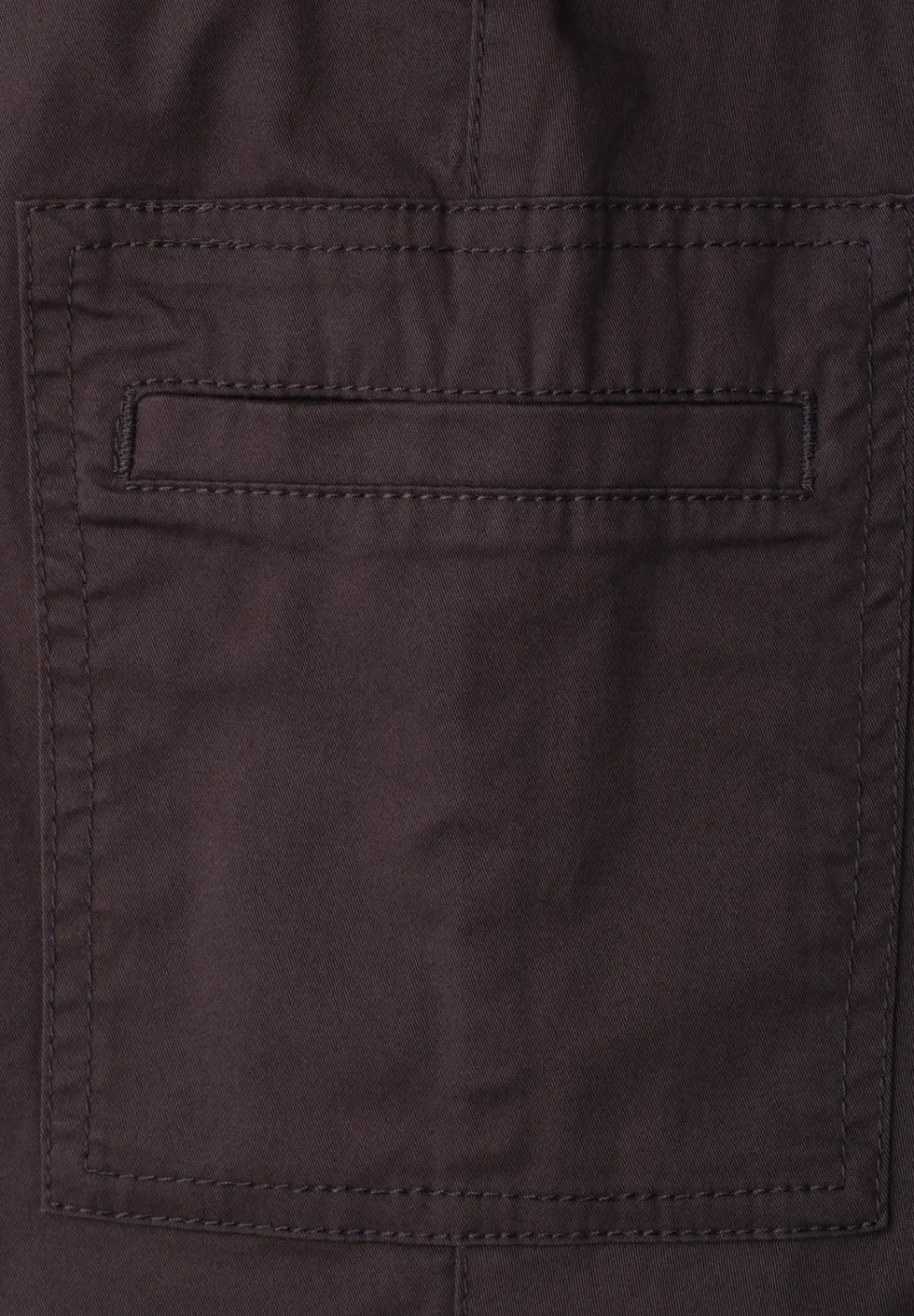 Slim Leg Chino mit Taschen im Cargo-Look
