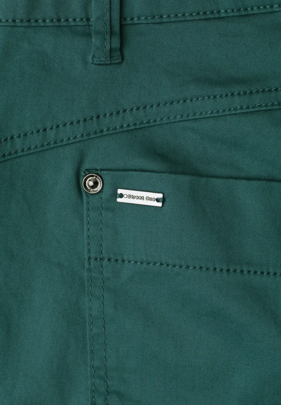 7/8 Slim Leg Hose im Satin-Look