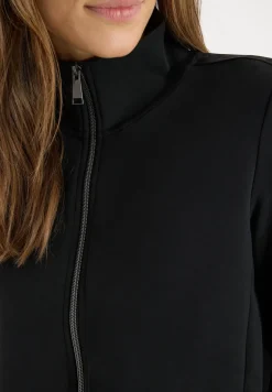 Softe Jacke mit Tapedetail