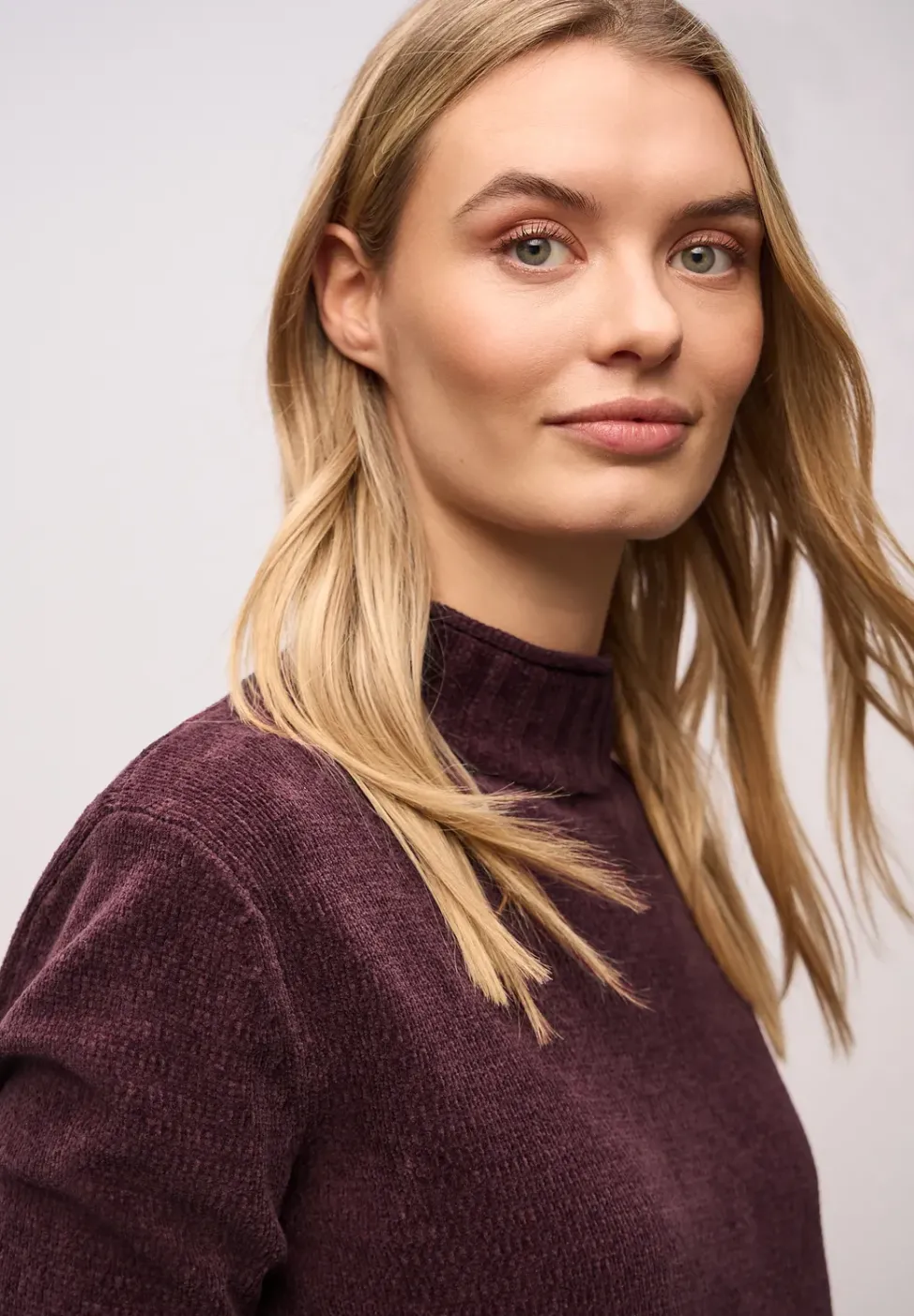 Softer Chenille Pullover