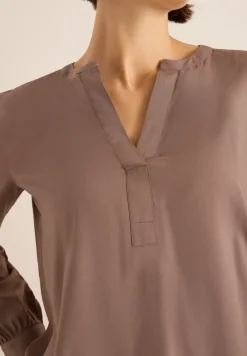 Split Neck Bluse
