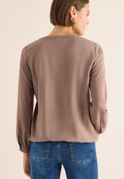 Split Neck Bluse