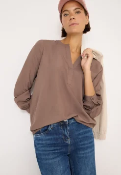 Split Neck Bluse