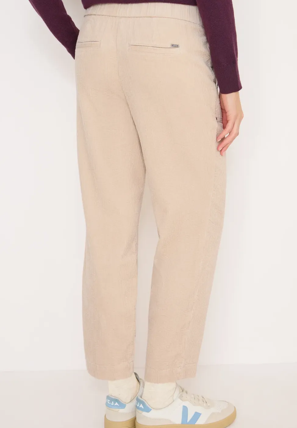 Sportive Loose Fit Cordhose