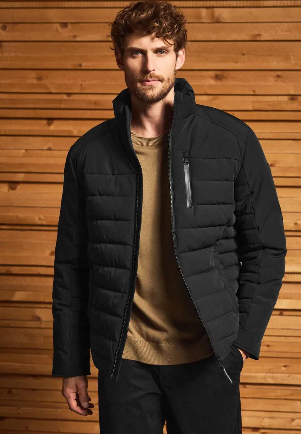 Steppjacke mit Stehkragen