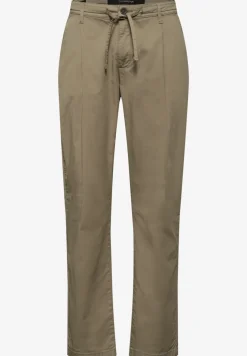 Straight Leg Chino in leichter Qualität