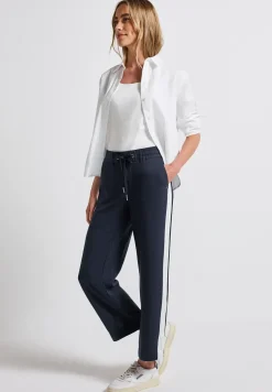 Straight Leg Hose