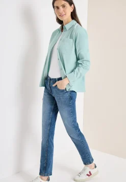 Straight Leg Jeans