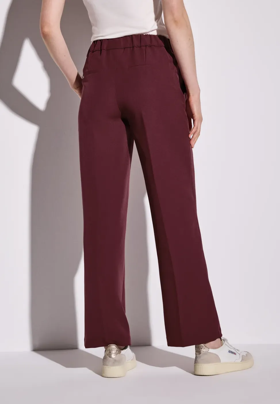 Straight Leg Twill Hose