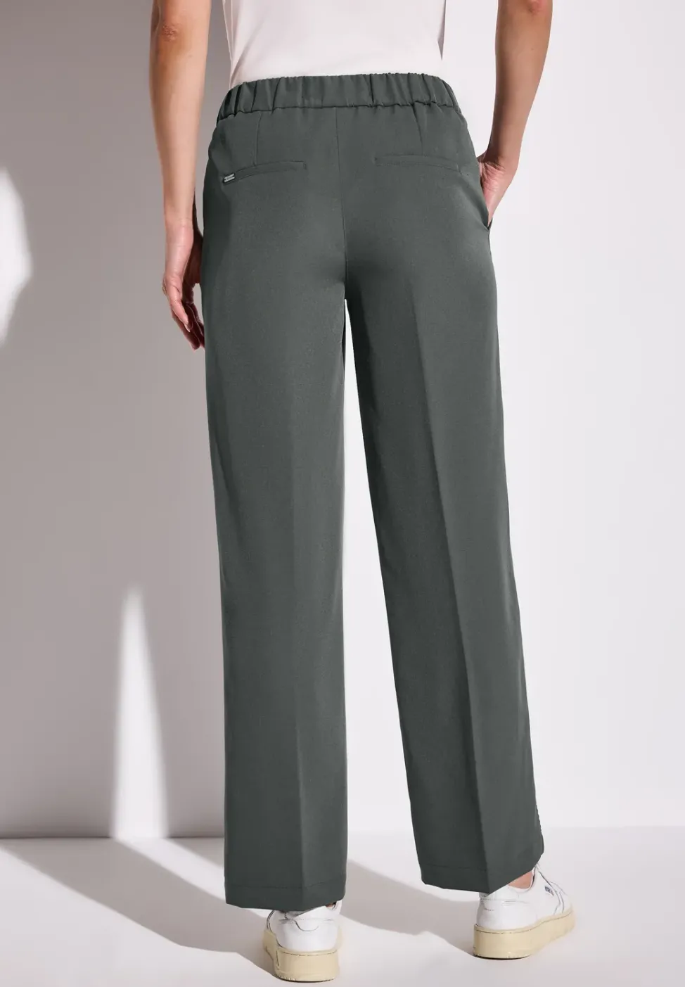 Straight Leg Twill Hose