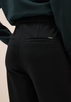 Straight Leg Hose