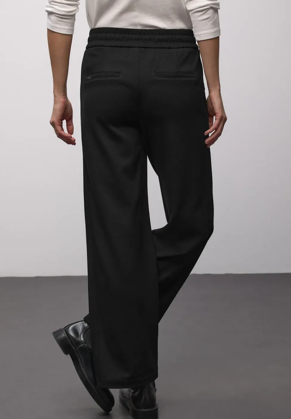 Straight Leg Hose