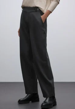 Straight Leg Hose
