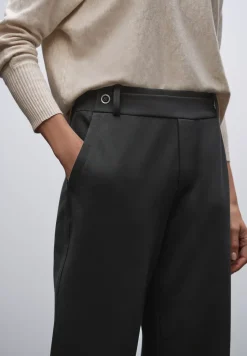 Straight Leg Hose