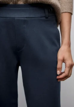 Straight Leg Hose