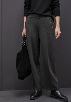 Straight Leg Hose