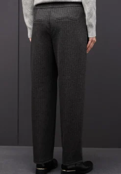Straight Leg Hose