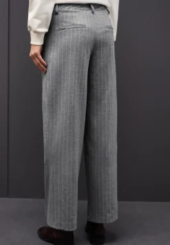 Straight Leg Hose