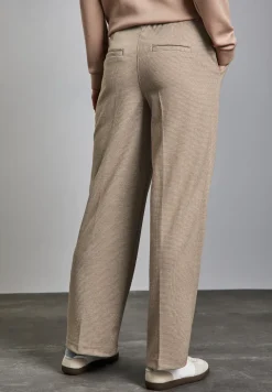 Straight Leg Hose
