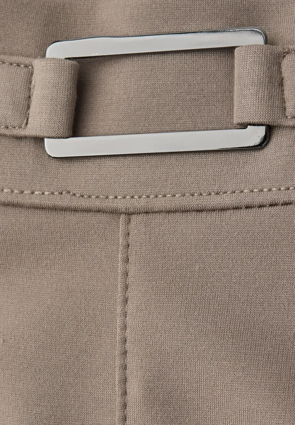 Straight Leg Hose mit Detail