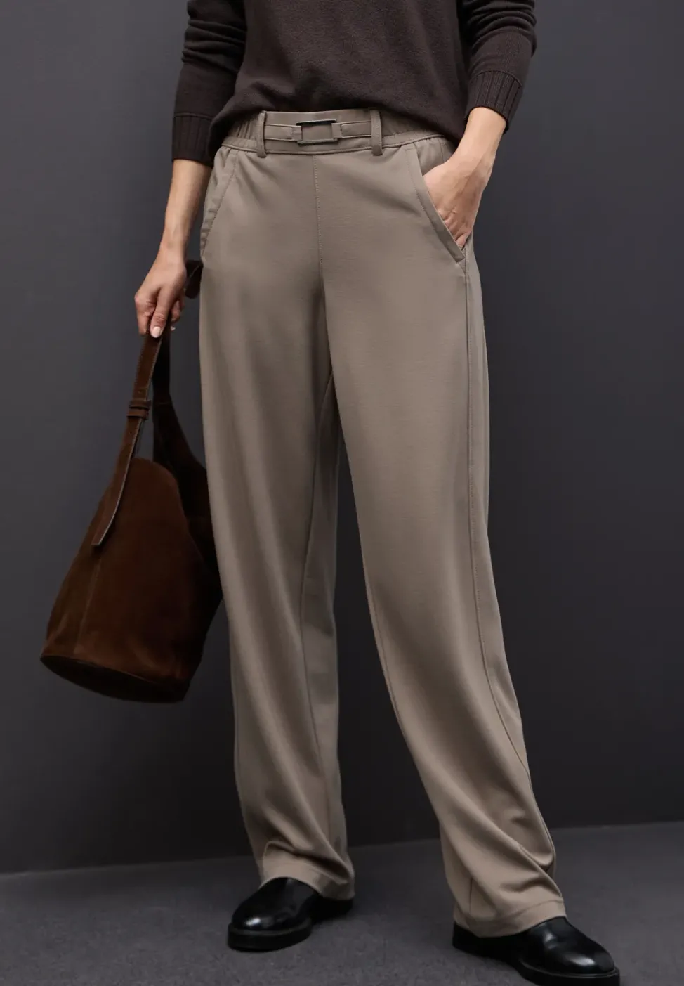 Straight Leg Hose mit Detail
