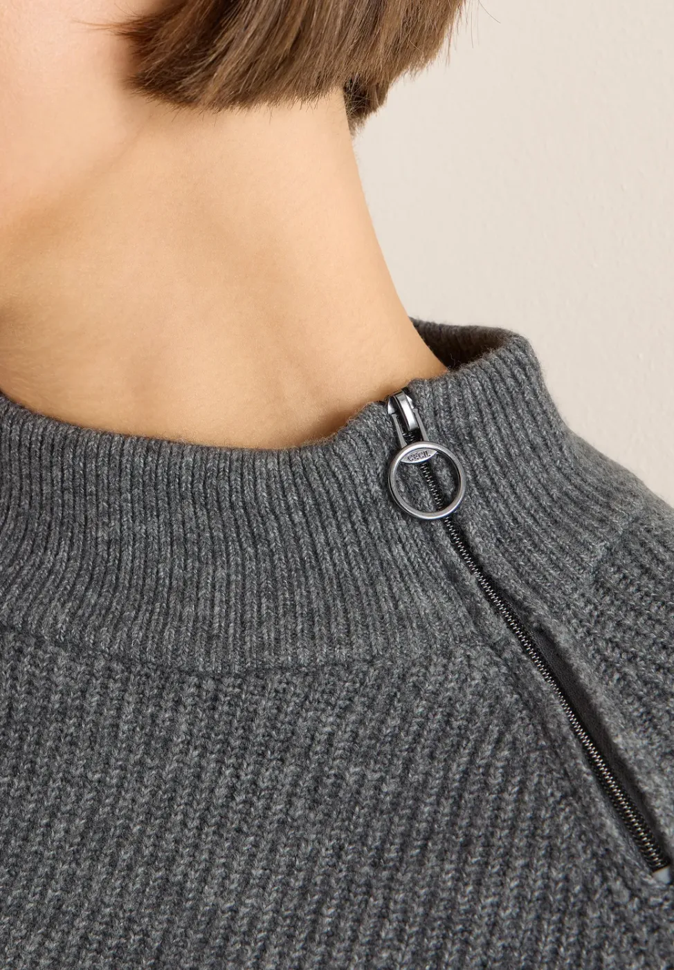 Strukturpullover mit Zipper