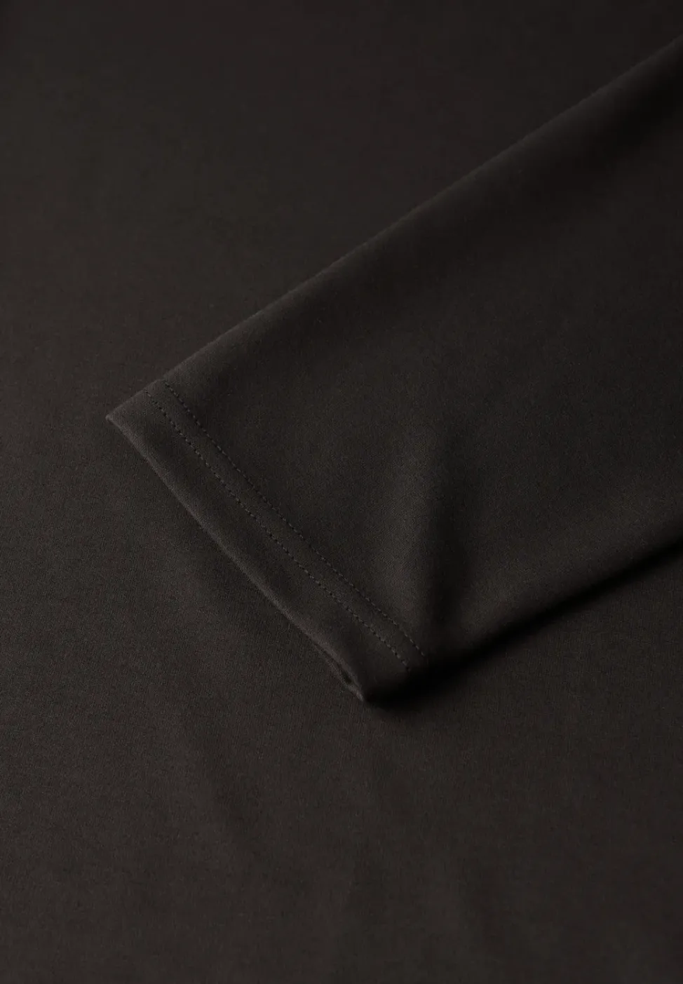 Sweat-Kleid mit Schlitzen