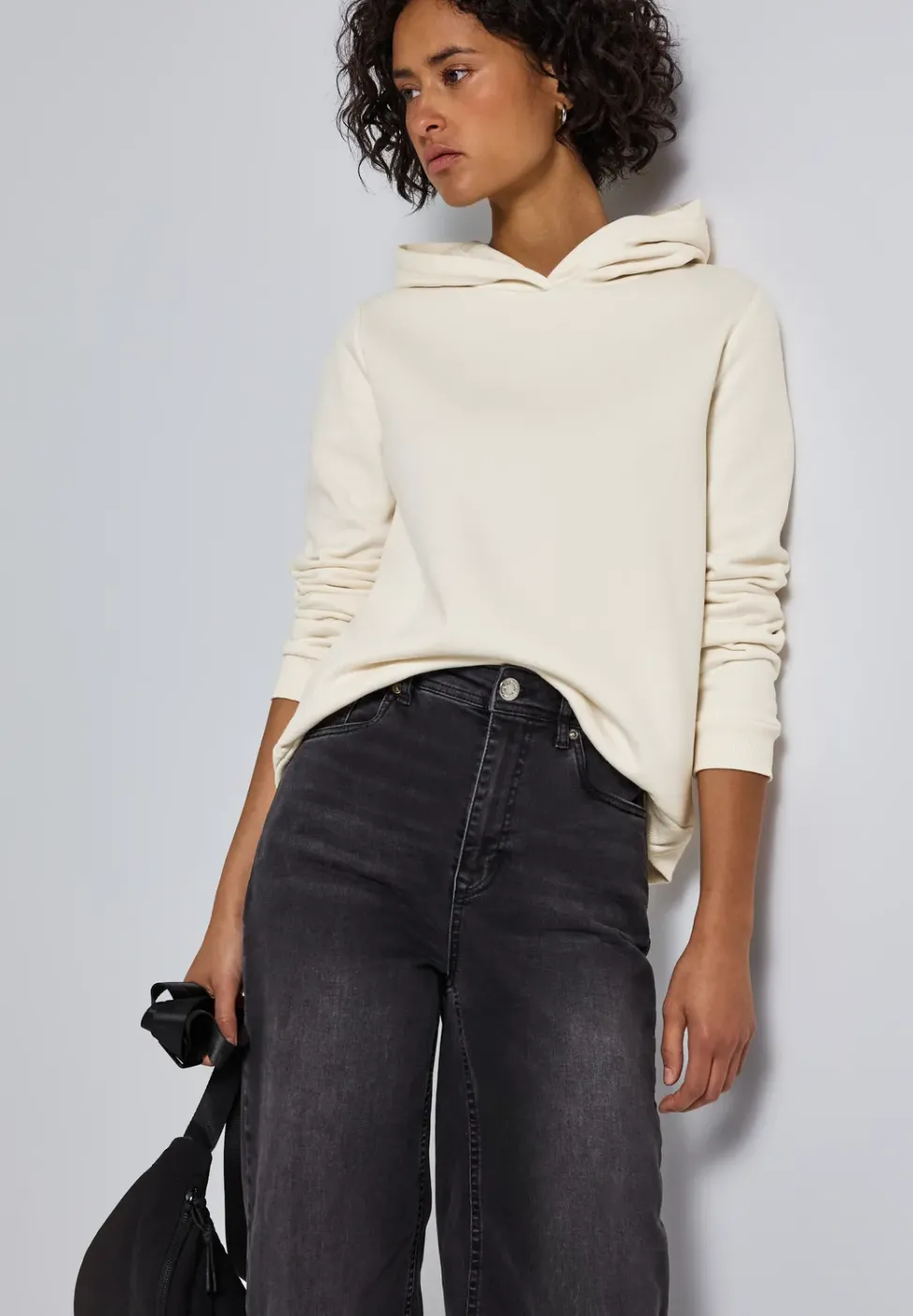 Sweatshirt mit Kapuze